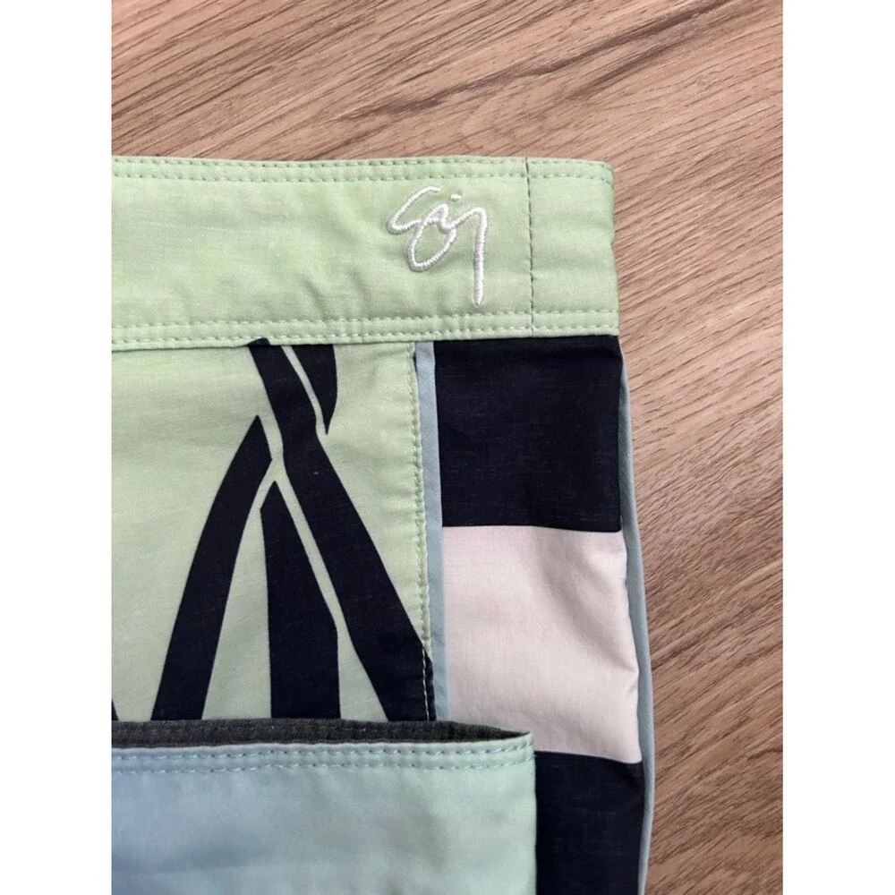 Hurley Board Shorts Green and Light Blue Men's Swim Trunks Pair Size 40 XL